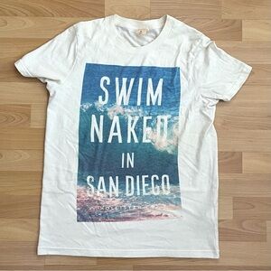 Hollister Graphic T-Shirt